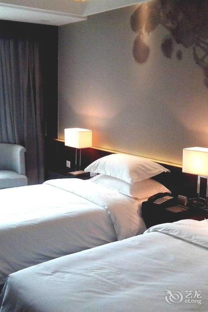 Fortune Century Hotel Чжухай Экстерьер фото